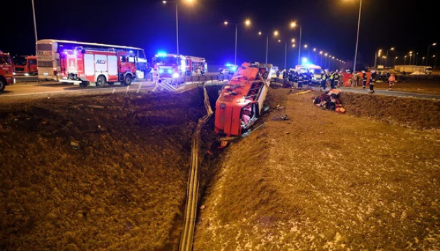 Автобус, який потрапив в аварію в Польщі